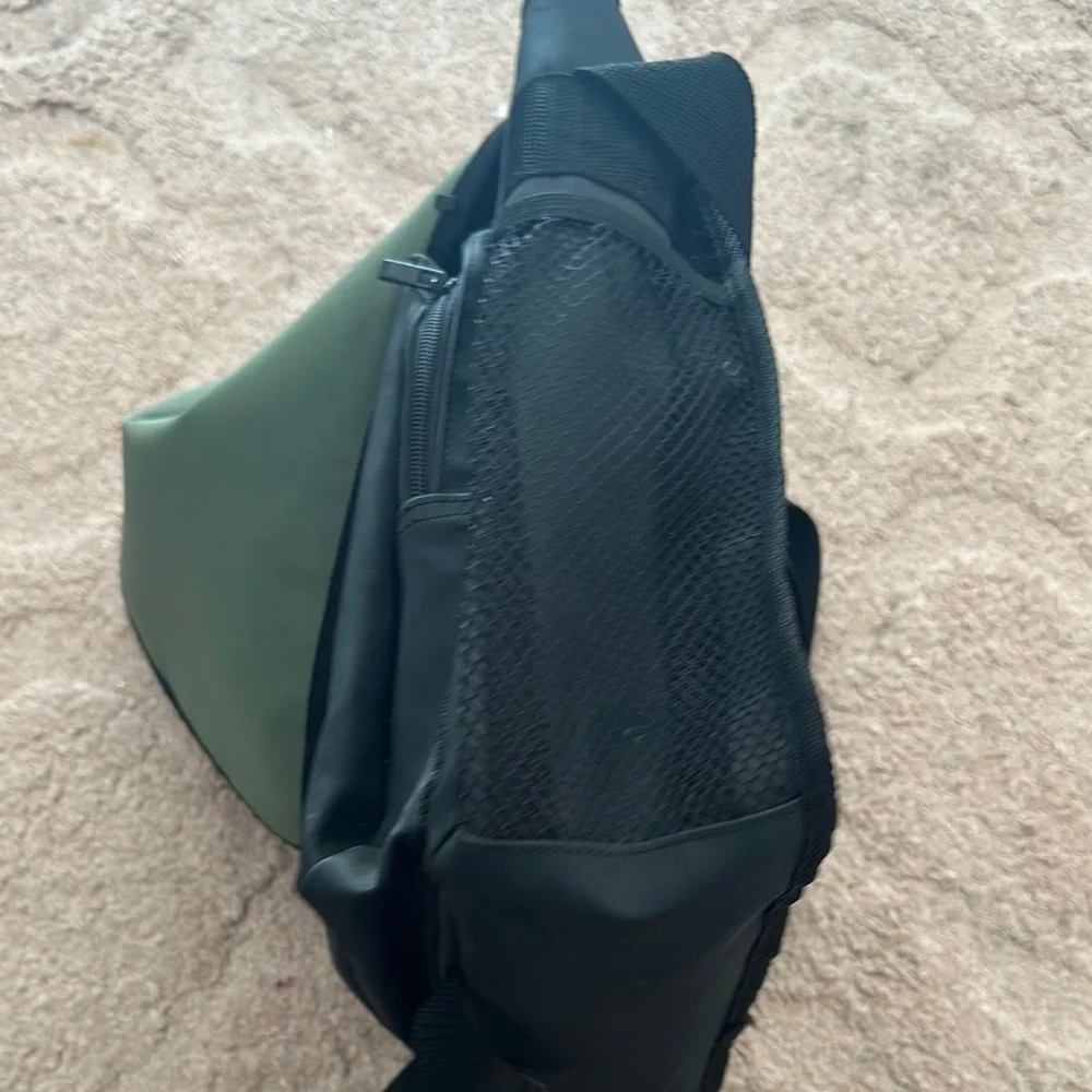 Hugo Boss Olive Green & Black Messenger Bag Laptop Crossbody Satchel